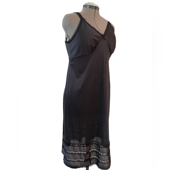 Vintage Sears Black Lace Nylon Slip Dress 38 Midi 70s 80s Whimsigoth Tiered Hem - Picture 4 of 10